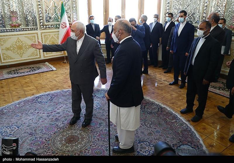 سرپرست وزارت امور خارجه افغانستان با ظریف دیدار کرد سرپرست وزارت امور خارجه افغانستان با ظریف دیدار کرد