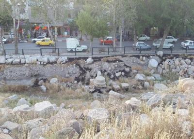 عاقبت سنگ های محوطه تاریخی معبد آناهیتا